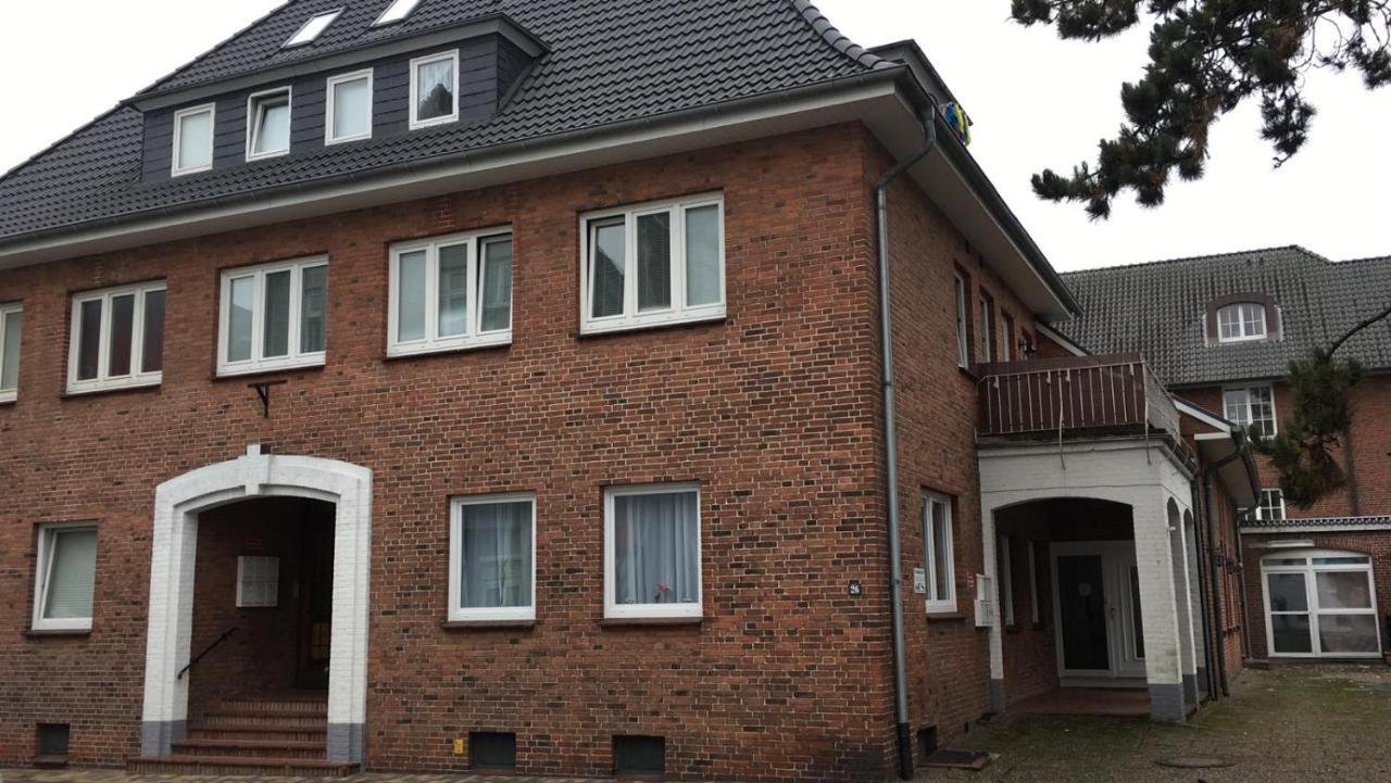 Altes Pastorat Am Husumer Hafen Lägenhet Husum  Exteriör bild