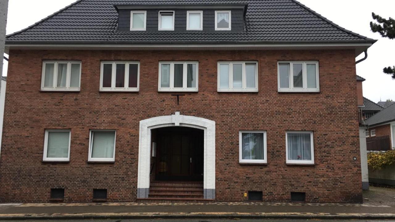 Altes Pastorat Am Husumer Hafen Lägenhet Husum  Exteriör bild